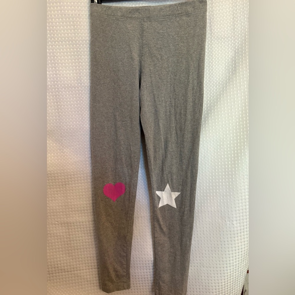 Stylish Kids Gray Leggings with Pink Heart and White Star